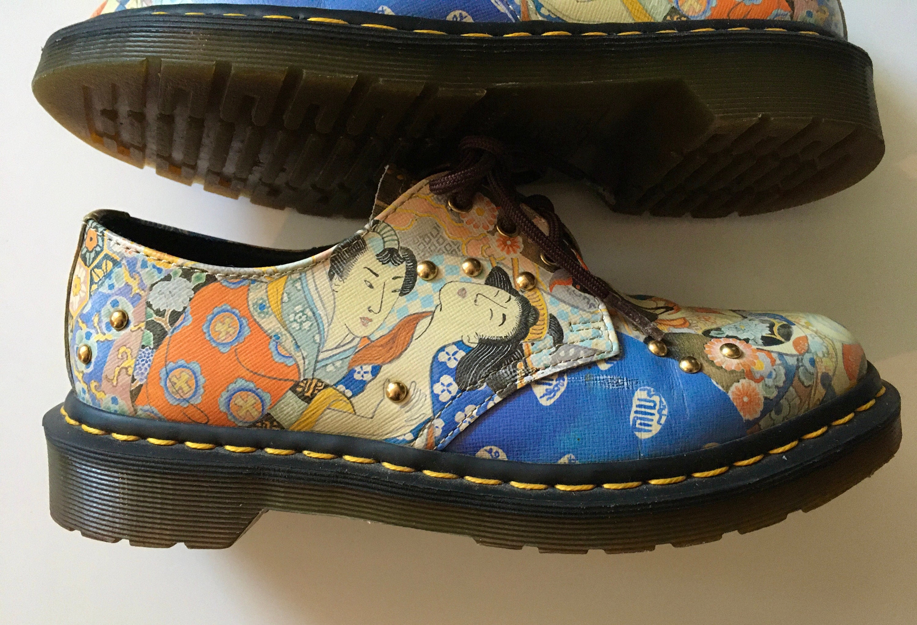 Dr Martens 1461 Arte oriental Artista japones Tachonado Botas de museo raras Tamano Reino Unido 5 EE.UU. 7 Indie Oriental Unico Etsy Mexico