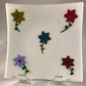 6.5&quot; Decorative Flowered Plate
