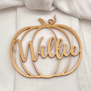 Thanksgiving Place Card Names,Pumpkin Name Tags, Wooden Personalized Names, Pumpkin Thanksgiving Table Set Up Decoration, Thanksgiving Decor