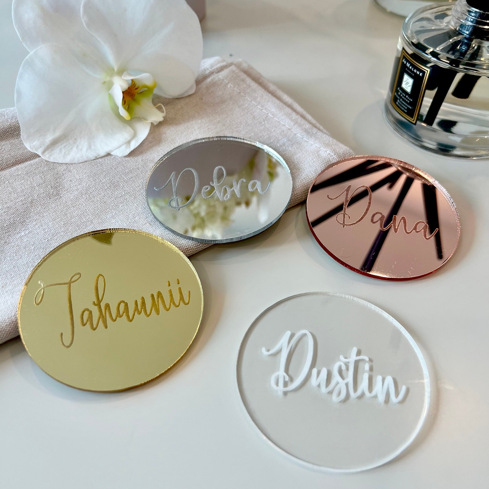 Acrylic Wedding Place Card Names, Round Table Setting Name Signs ...