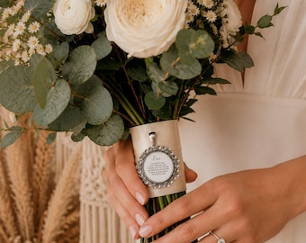 Personalized Wedding Bouquet Charm | Bridal Party Gifts For Her | Custom Bridesmaid Flower Pendant | Maid Of Honour Keepsake Memory Charm