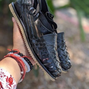 mexican huaraches for wide feet