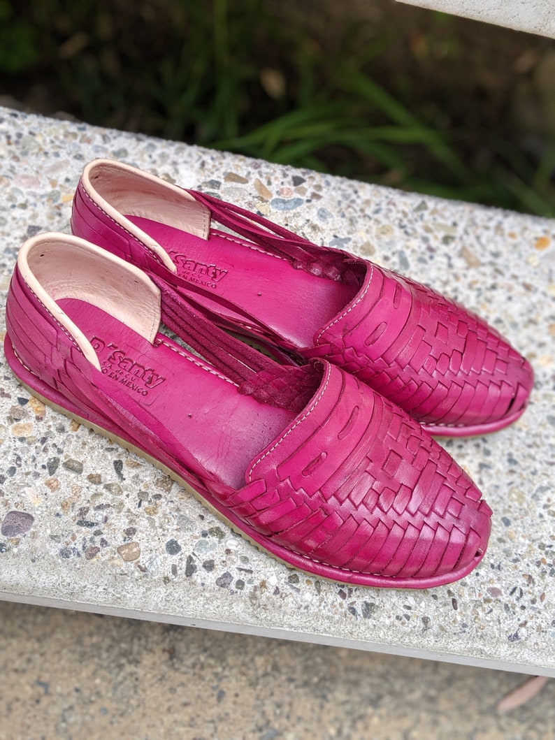 hot pink huaraches