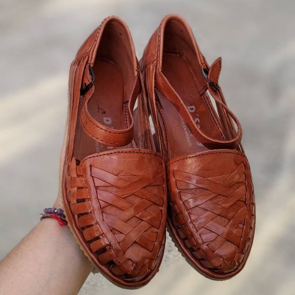 Handmade Mexican Leather WIDE Huaraches Shoes with buckle