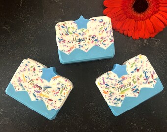 Jabón de leche de coco natural / Confeti de manzana y fresia