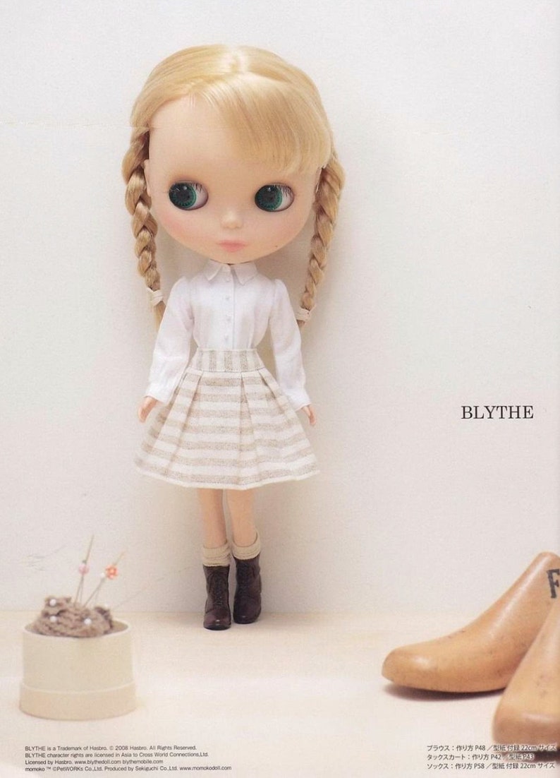 Blythe// Licca // Momoko// petite blythe Doll sewing Outfit book Japanese doll clothes pattern book image 5