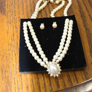 Vintage Avon 1995 Tailored Elegance Gift set Pearl