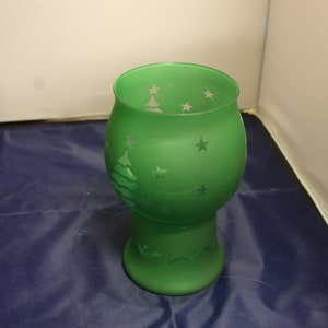 Pfaltzgraff Christmas Heritage Silhouette Green Frosted floating Candle
