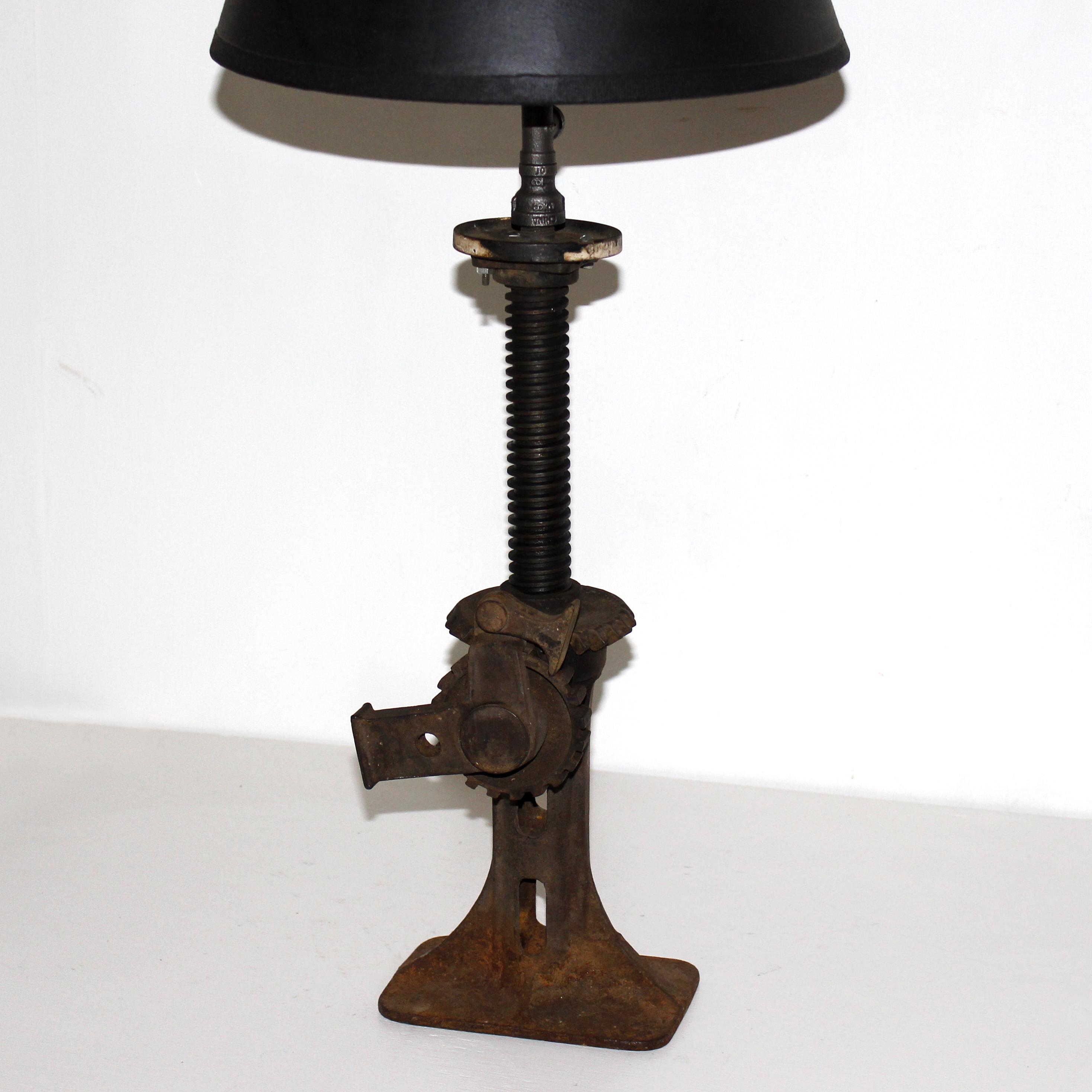 Vintage AUTOMAX N.Y. USA Urn Style Metal Brass Bronze Lamp