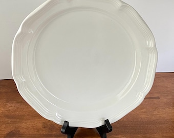 Set of 4 Mikasa Avante Napoli FE 903 Yellow Flower Stoneware