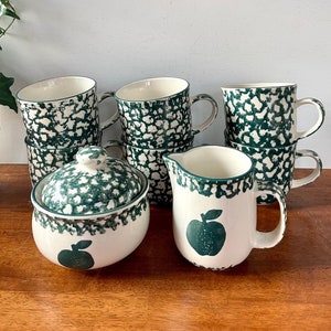 TIENSHAN Folkcraft Apple Stoneware: 6 Mugs, Creamer & Sugar Bowl