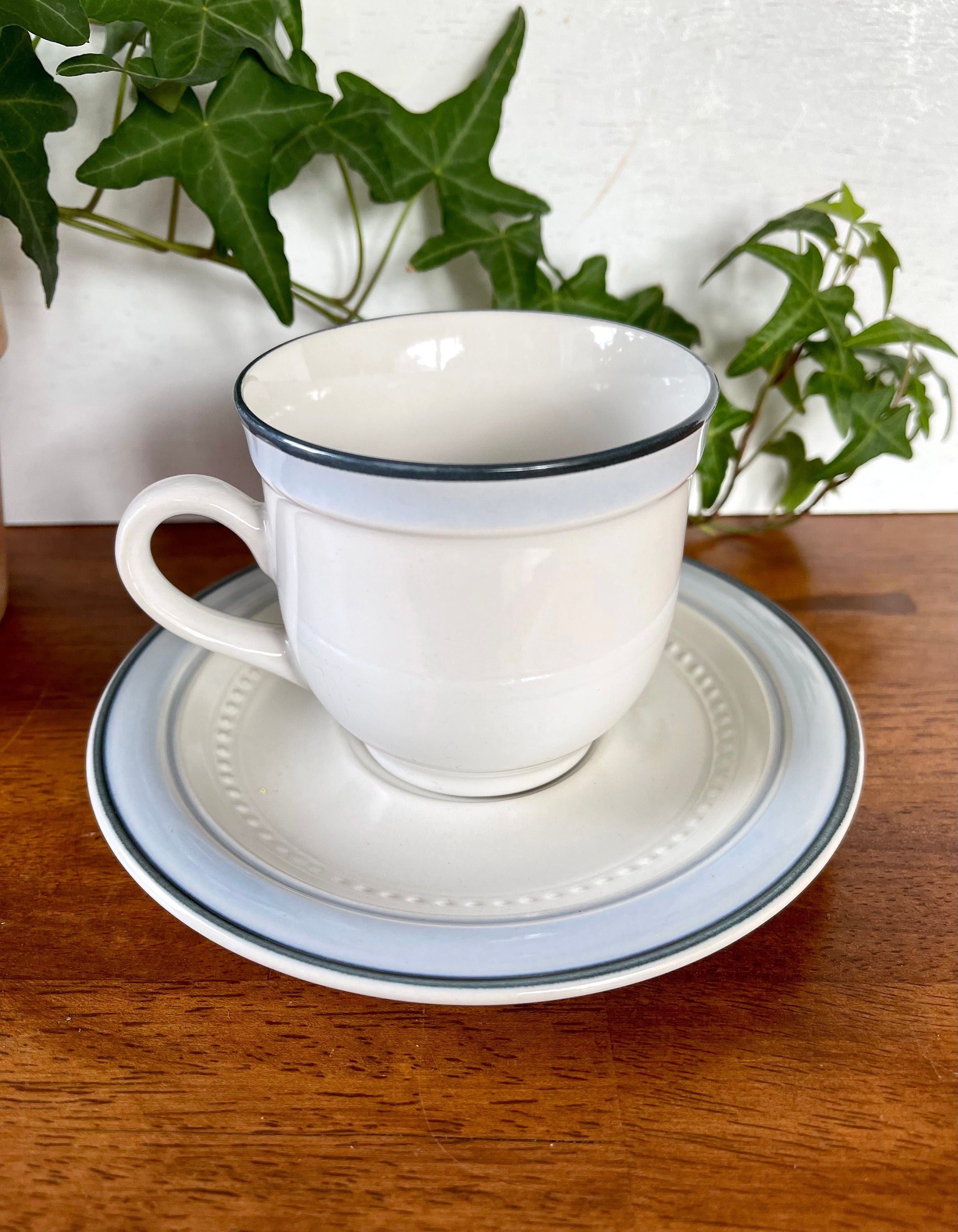 4 Crowning Fashion Johann Haviland Blue Bouquet Cups With Saucers