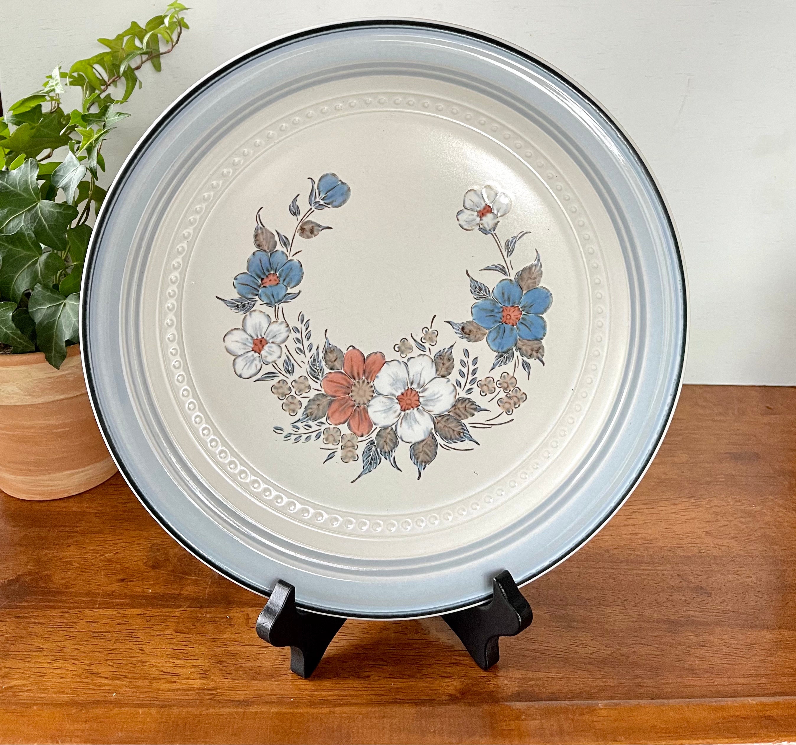 水色プリンセス フレンチ　カントリー　アンティーク加工ダイニング４点セット Johann Haviland Crowning Fashion Dinner Plates: Blue Floral China