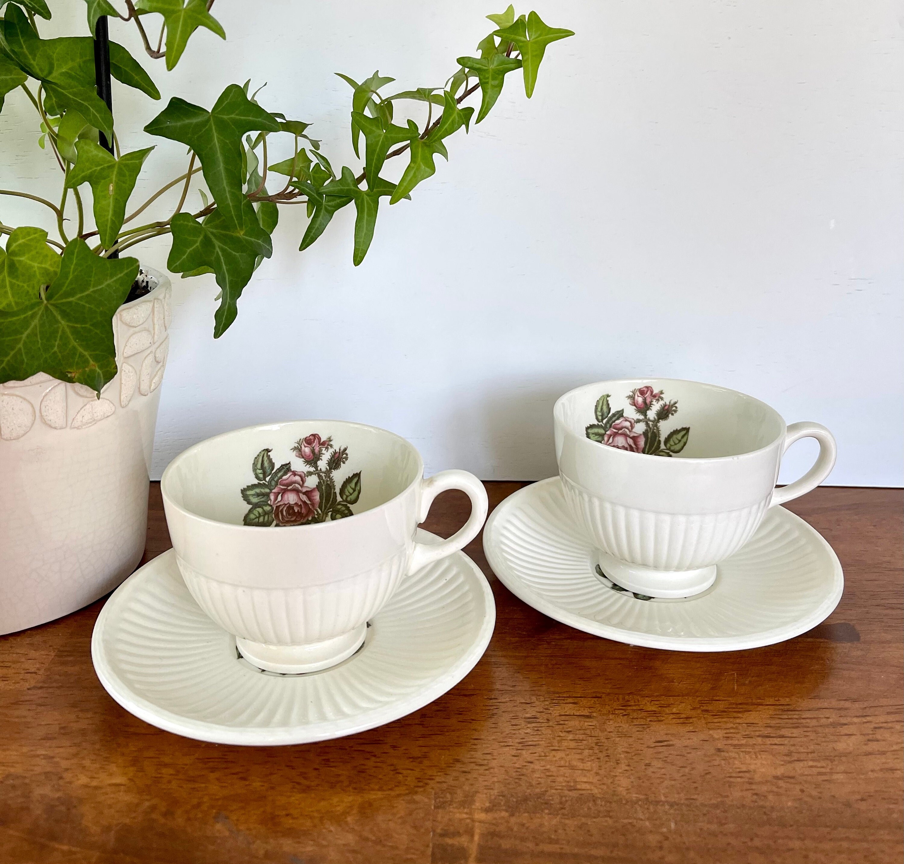 Set of 2 Moss Rose Wedgwood Edme Cups and Saucers Cream Ware