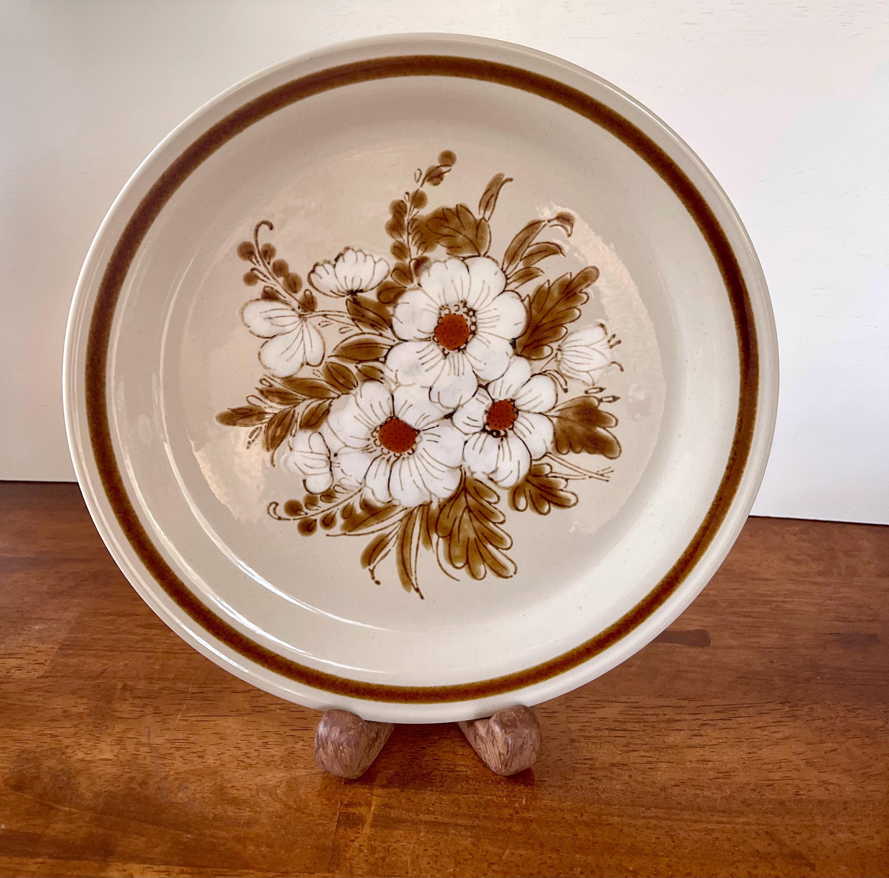 Mid Century Stoneware Dinner Plates: Dried Flowers, Set of 4 - Etsy