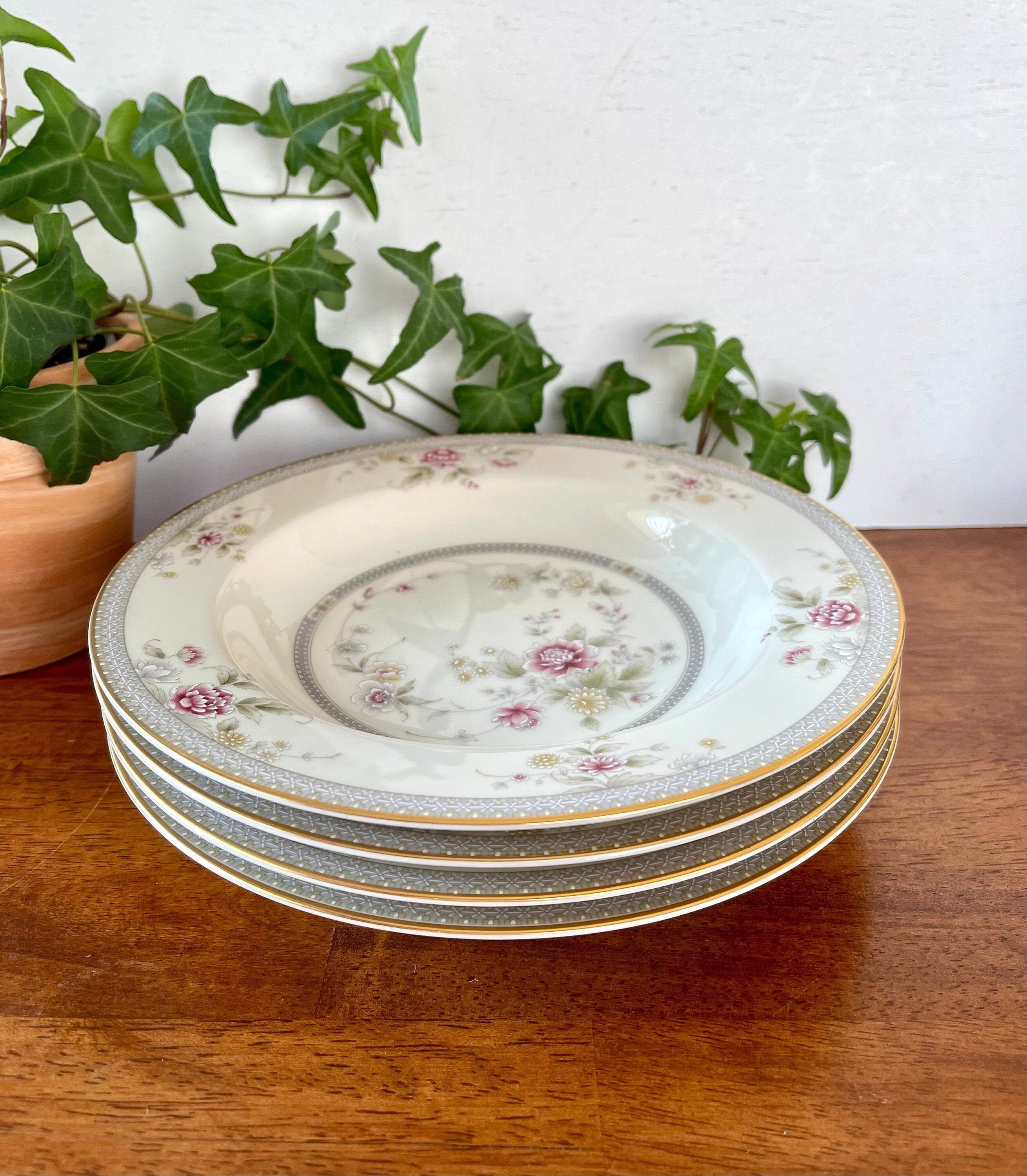 Mikasa Grande Ivory Soup Bowls (set of 4) - Vintage Floral China
