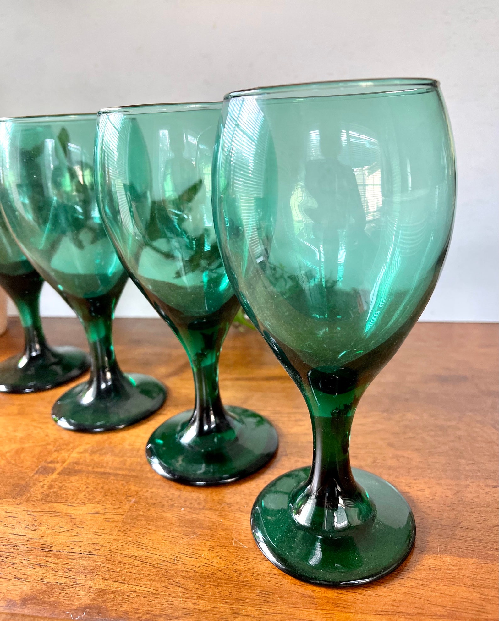 4 Libbey Green Wine Juniper Glasses Green Stemware Vintage Etsy