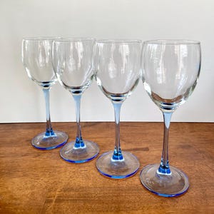 Vintage Luminarc Blue Stem Wine Glasses - Set of 4