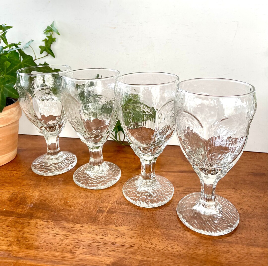 4 Libbey Chivalry Wine Glasses Rock Shape Chivalry Wine Etsy