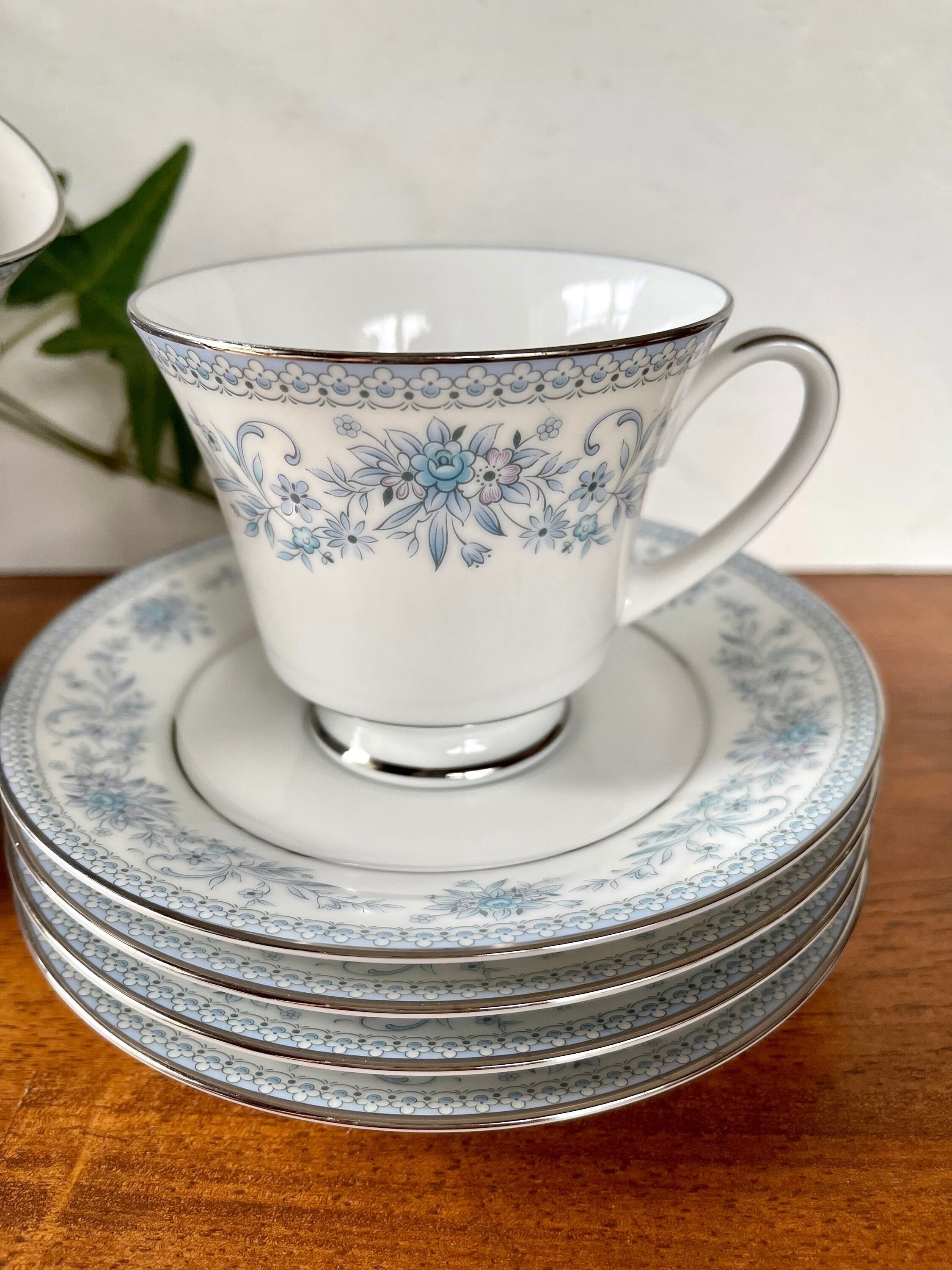 Noritake BLUE HILL #2482 Contemporary Fine China Coffee Cup/ Saucer
