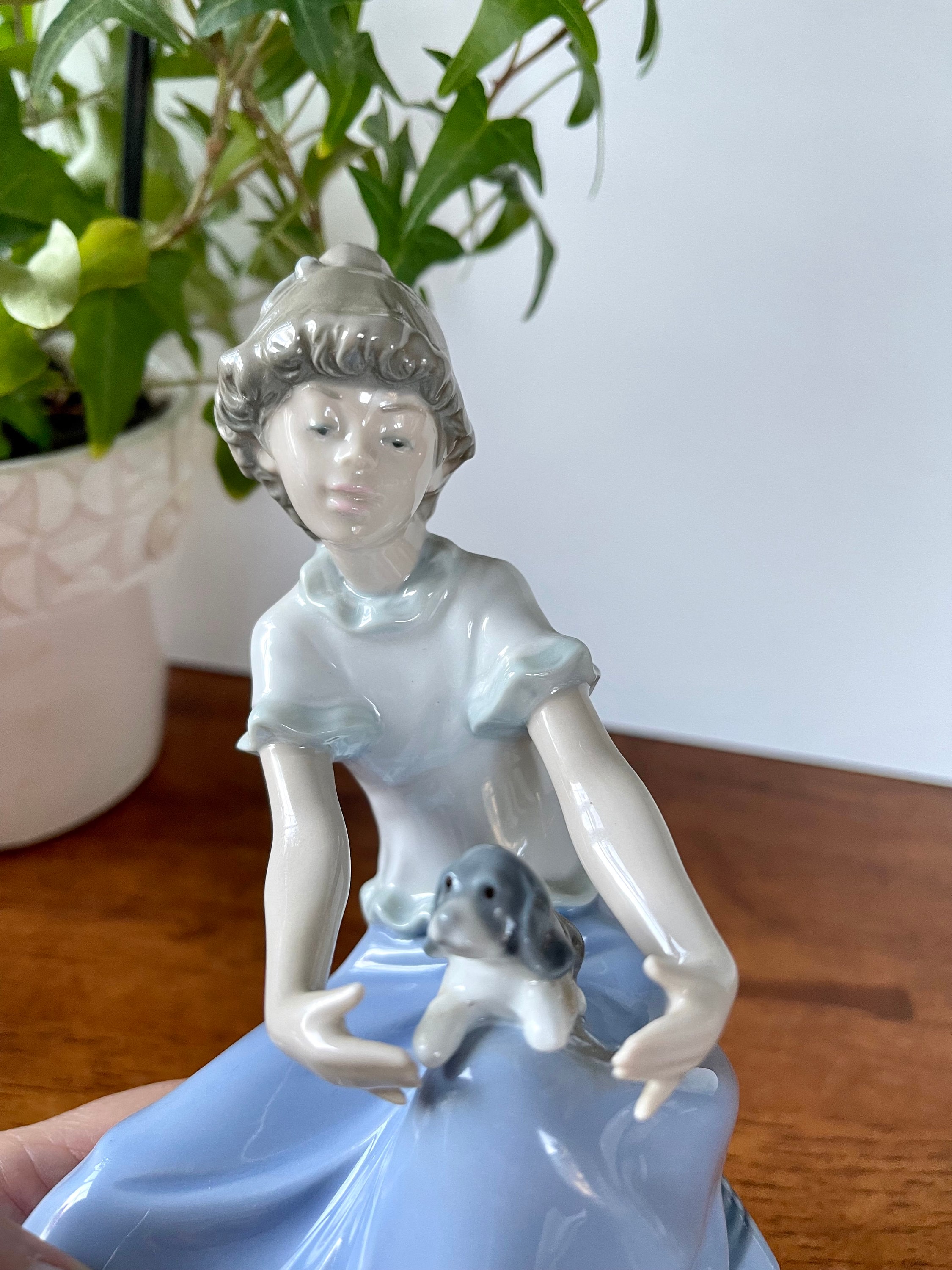 NAO Lladro Porcelain Figurine: Girl With Puppy, Hand Made in Spain
