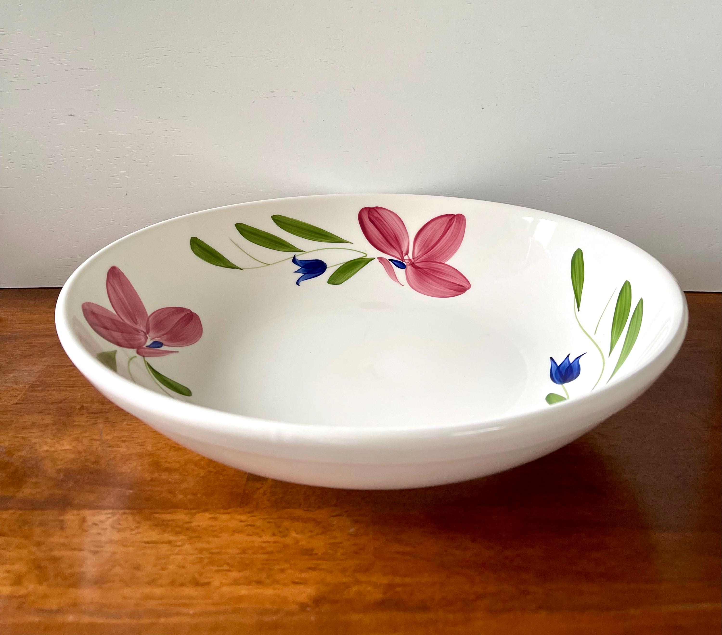 La Primula Pasta Bowl - Etsy