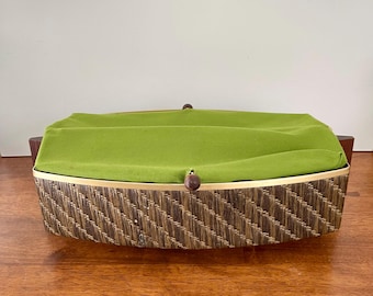 1950's Salton Electric Hot Basket Bread Warmer Refresher. Wicker