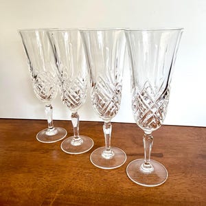 4 flûtes à champagne en cristal pied cristal givré venus bacchus