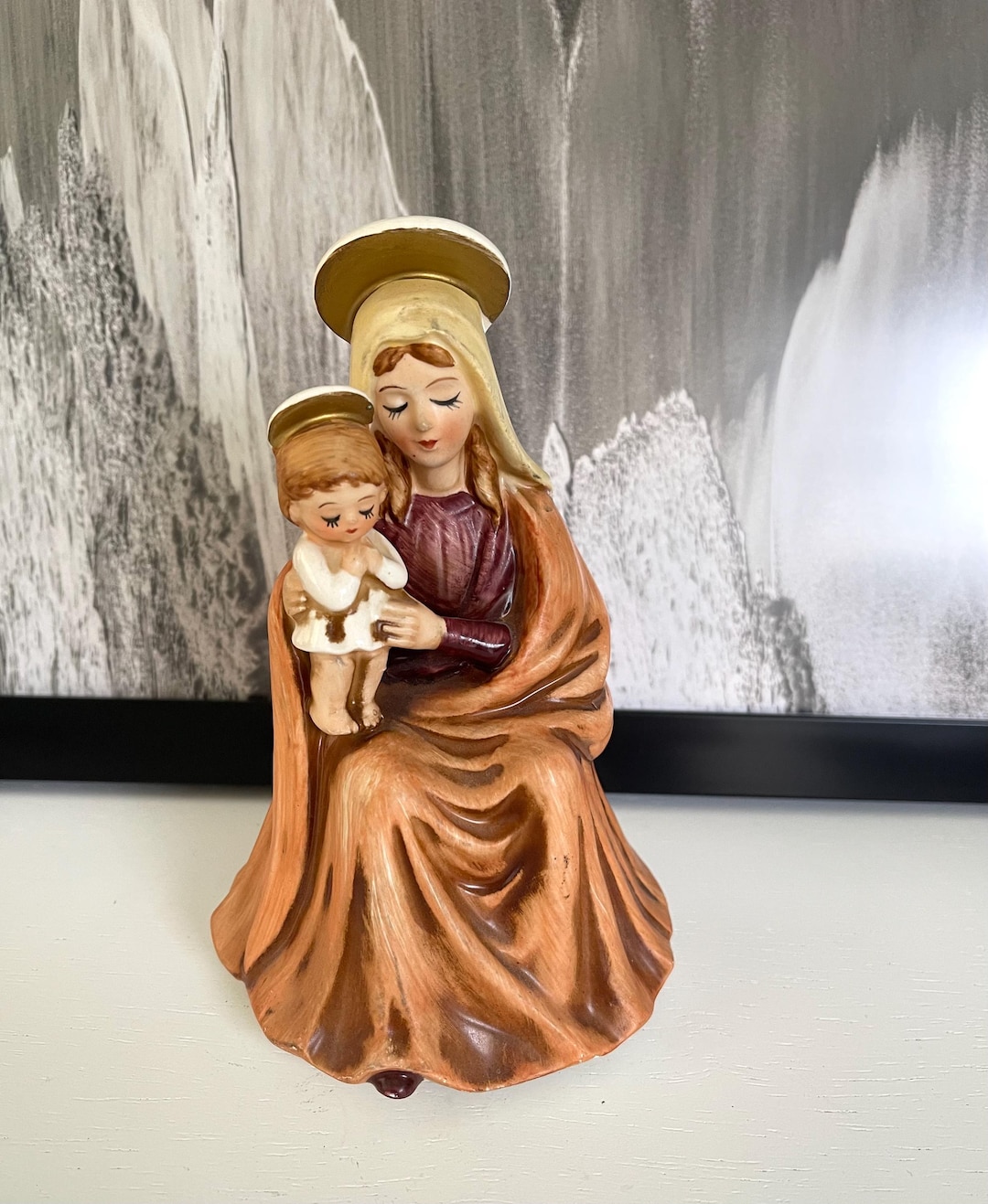 Vintage Virgin Mary, Blessed Mother With Baby Jesus Rotating Music