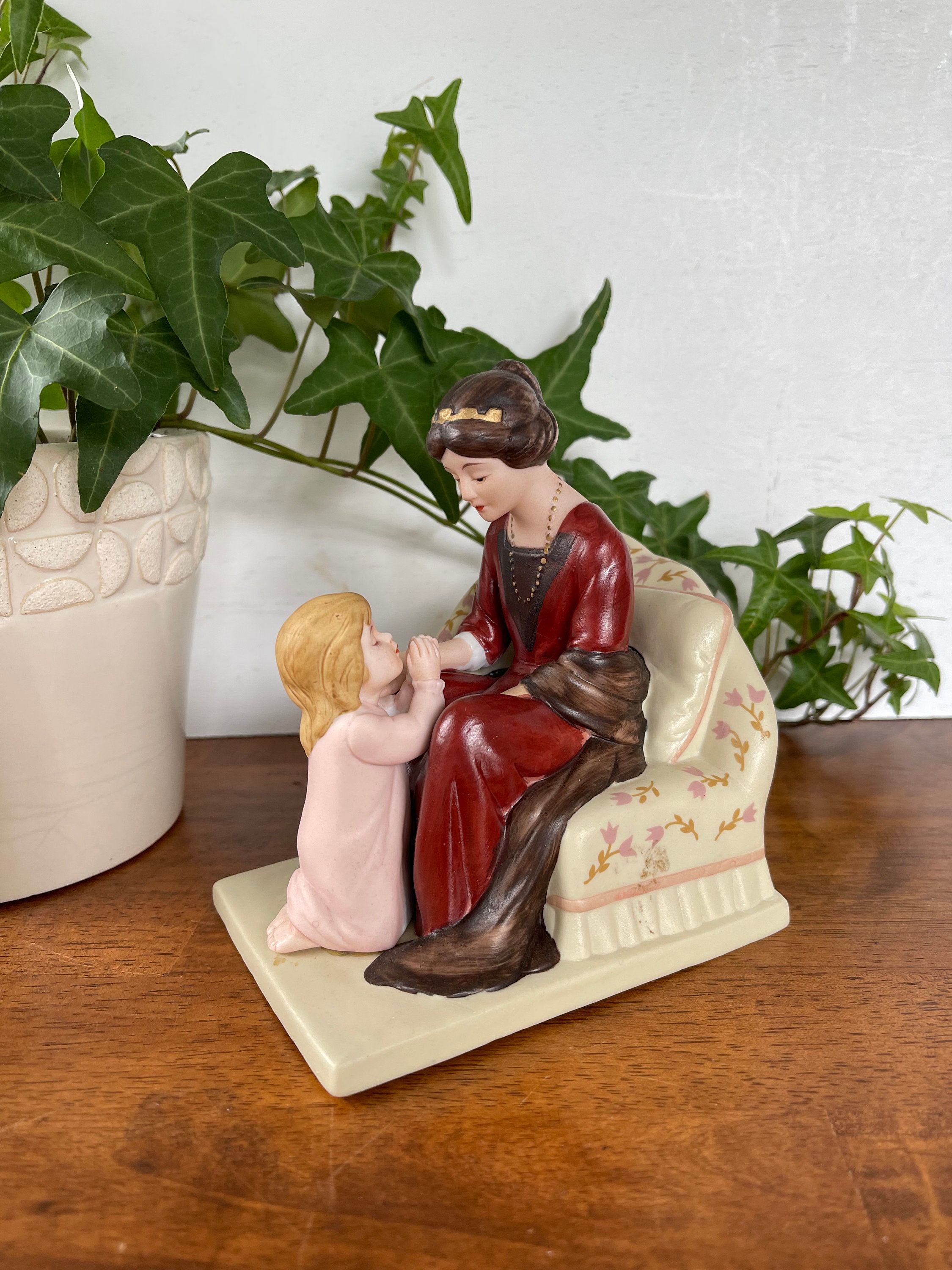 Bessie Pease Gutmann Figurine Now I Lay Me H2156 Limited Edition