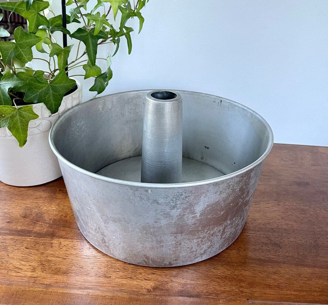 Mirro Aluminum Angel Food Tube Cake Pan 5394M 10 Angel Cake Etsy