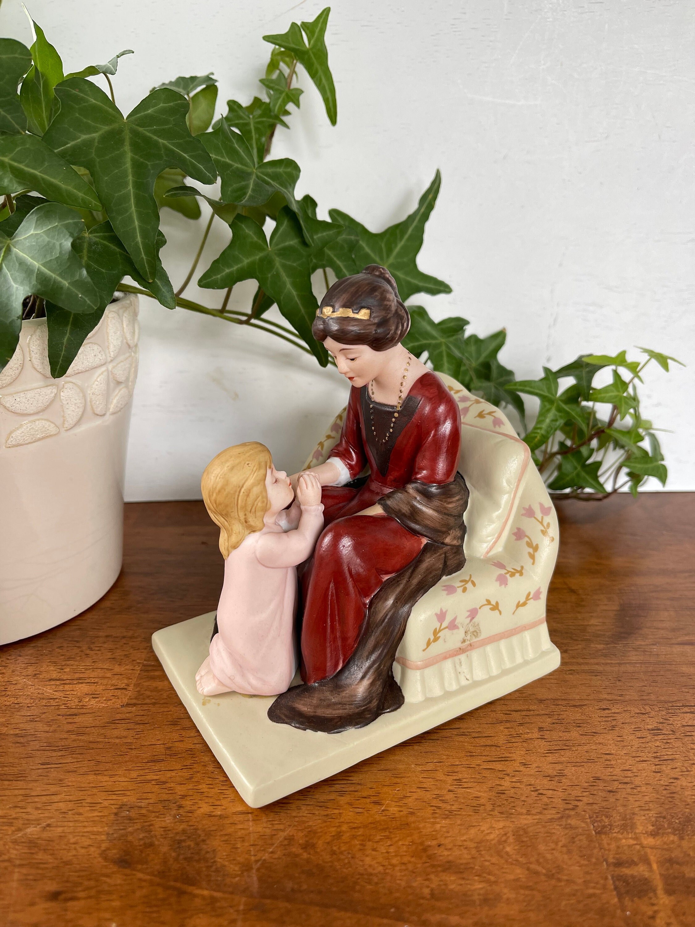 Bessie Pease Gutmann Figurine Now I Lay Me H2156 Limited Edition