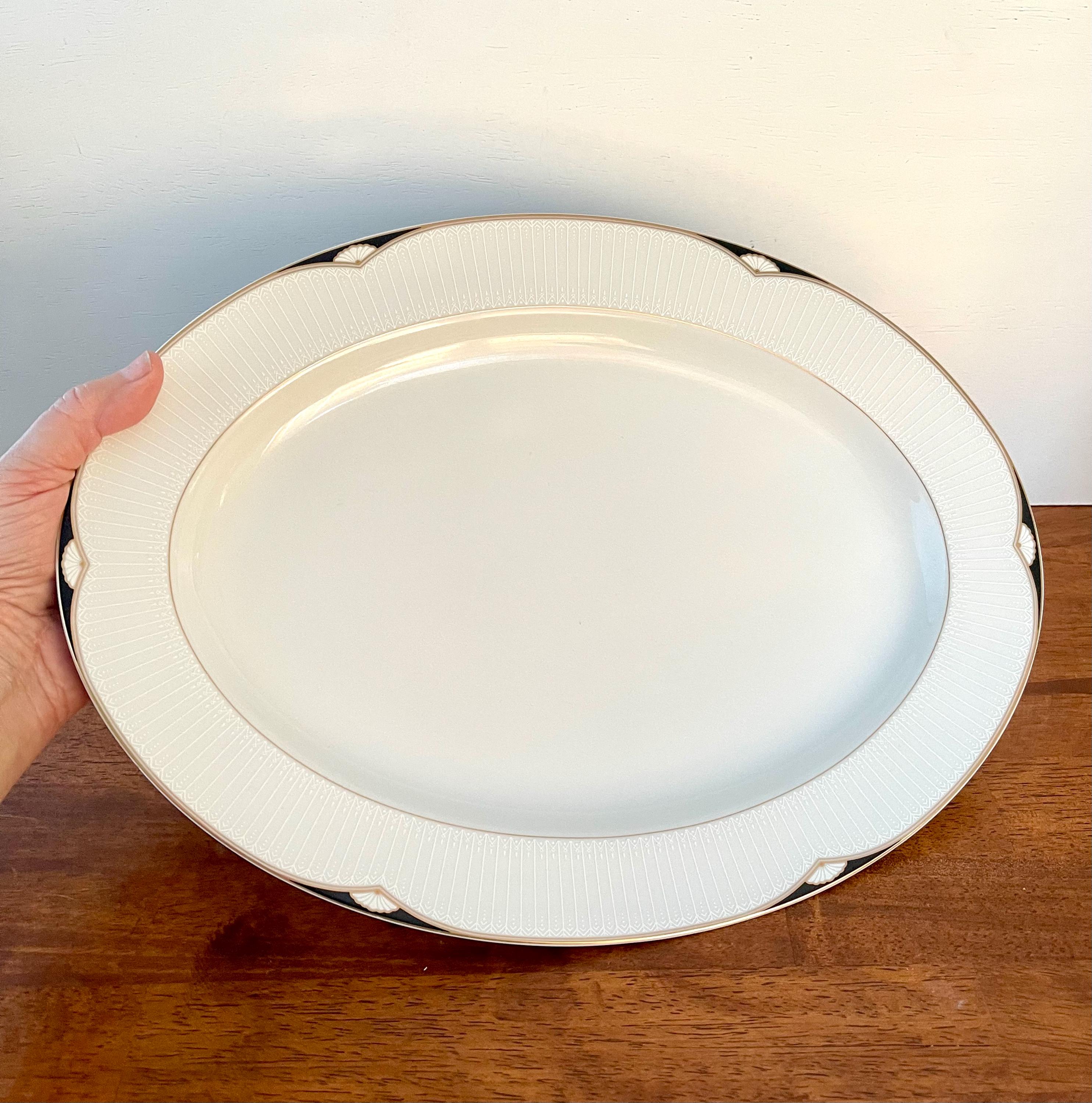 Mikasa 14” AEGEAN Oval Serving Platter, Fine China With Shells