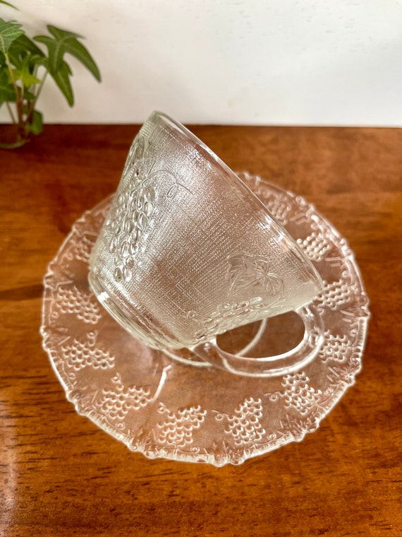 Set of 4 Grapes Embossed Depression Glass Tea Cups and Dinner