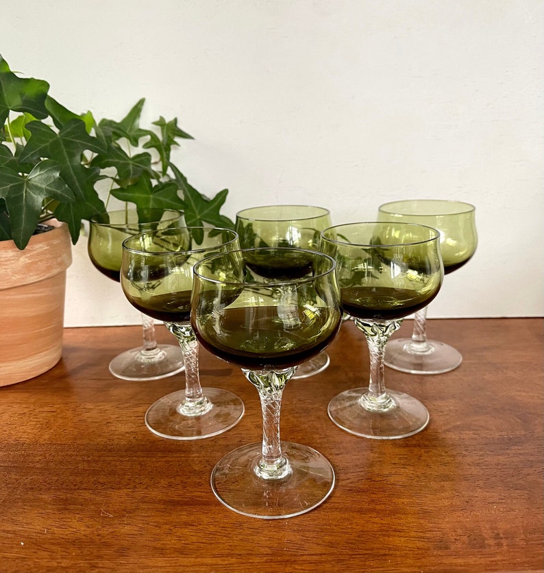 6 Green Cordial Twisted Stem Crystal Glasses Green Stemmed Etsy