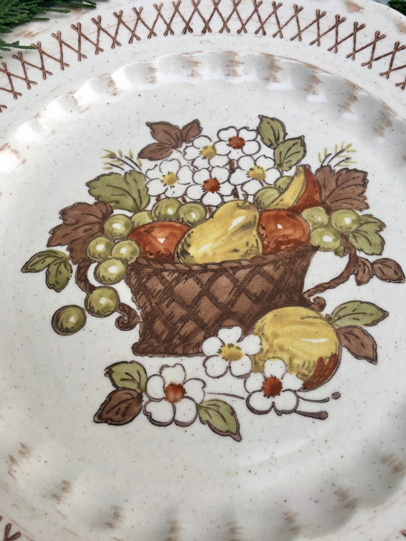 Metlox Poppytrail Vernon Ware Fruit Basket Dinner Plate - Vintage