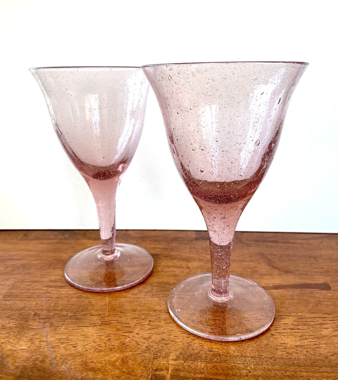 Set of 2 Pink Bubble Glass Water Goblets/wine 7 3/4 Vintage Stemware Etsy