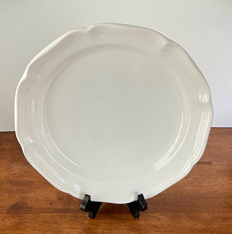 Mikasa French Countryside Dinner Plates - Thumbnail 3