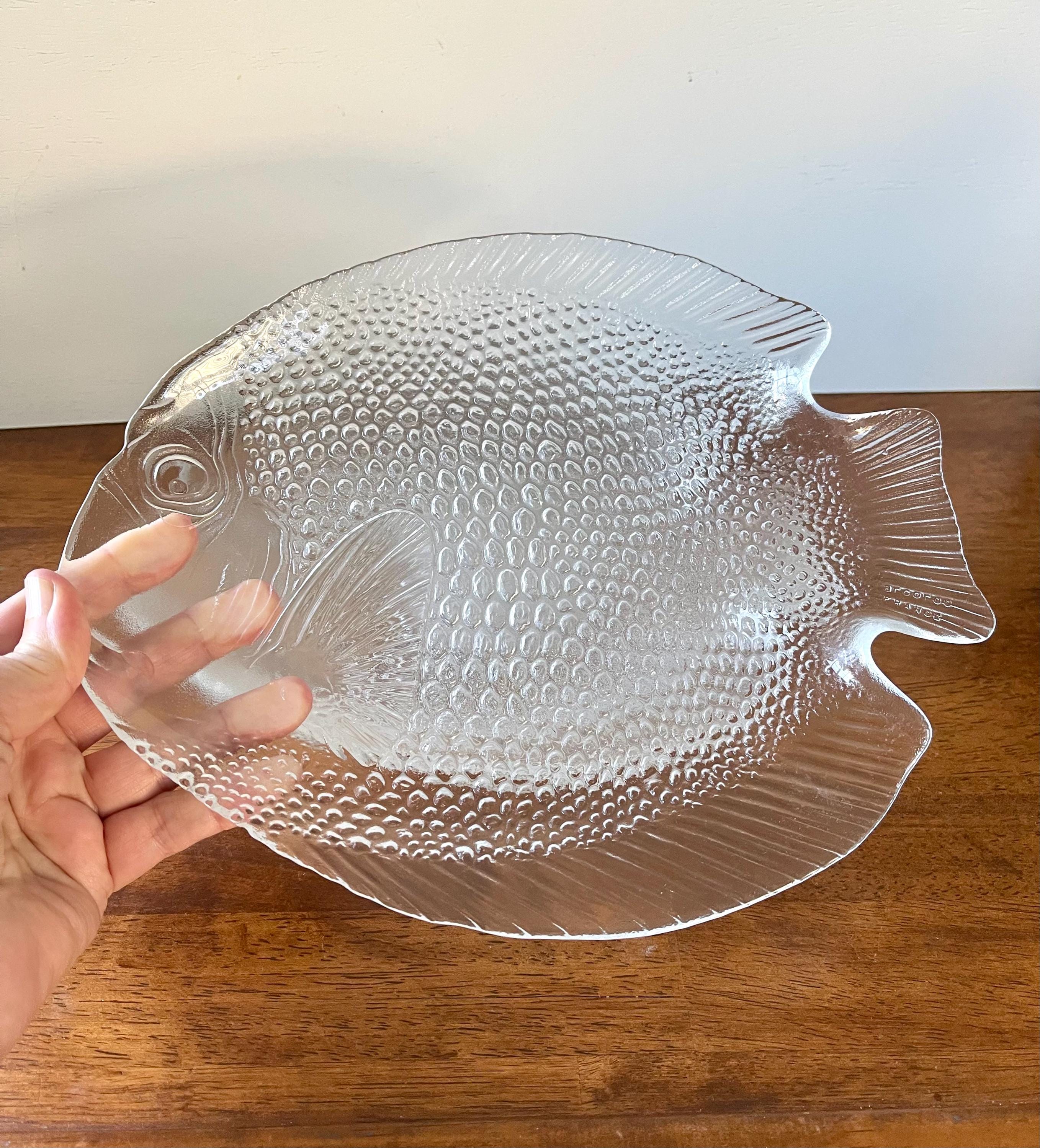 ■希少■Arcoroc社・フィッシュプレート■ガラス皿・フランス製・1970年代 Vintage Arcoroc France Clear Glass Fish Shaped 10” Dinner Plates