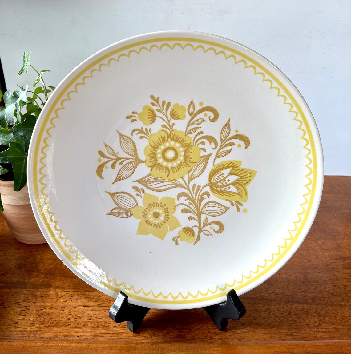 4 Royal Jubilee Yellow Floral Dinner Plates Etsy