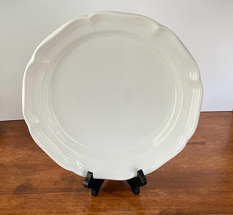 Mikasa French Countryside Dinner Plates - Thumbnail 5