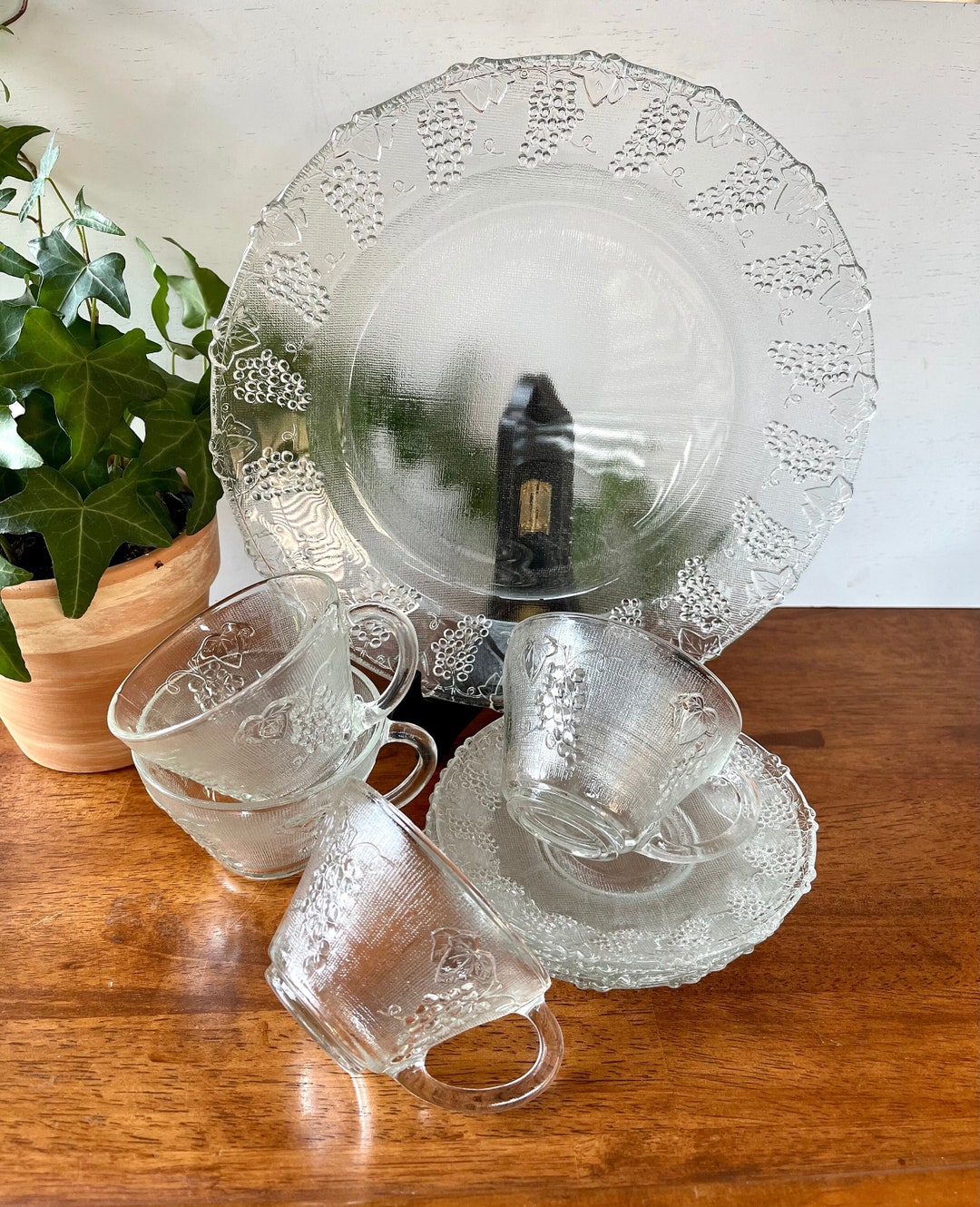 Set of 4 Grapes Embossed Depression Glass Tea Cups and Dinner
