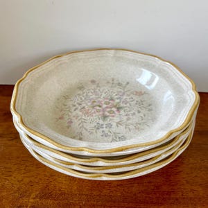 Mikasa Garden Club Salad Bowls: Pink Floral, Set of 4