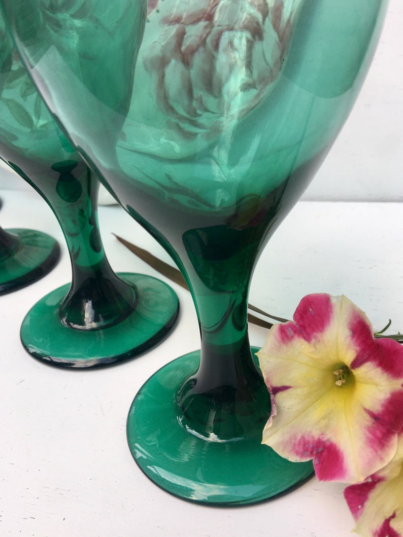 Libbey Green Wine Glasses Set of Four Green Stemware Vintage Etsy