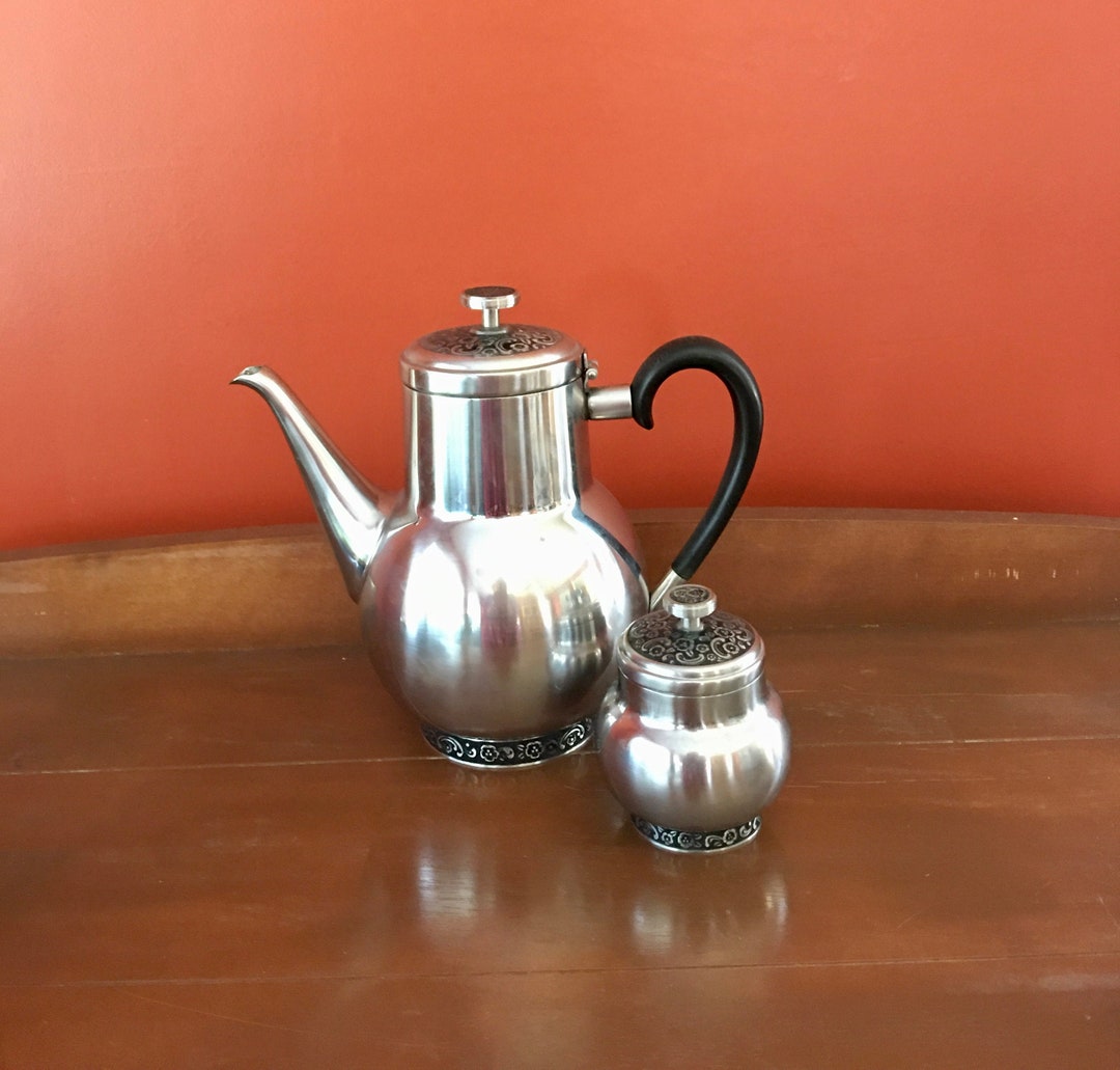 Vintage Oneida Stainless Tea Pot and Sugar Bowl Set - Mid Century