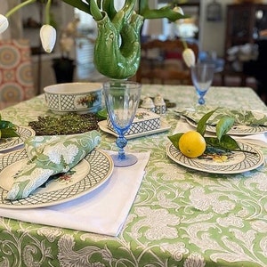 Sets-Elegant Sage and Cream Hand Block Print Table Cloth with Matching Napkins (2 Sizes)