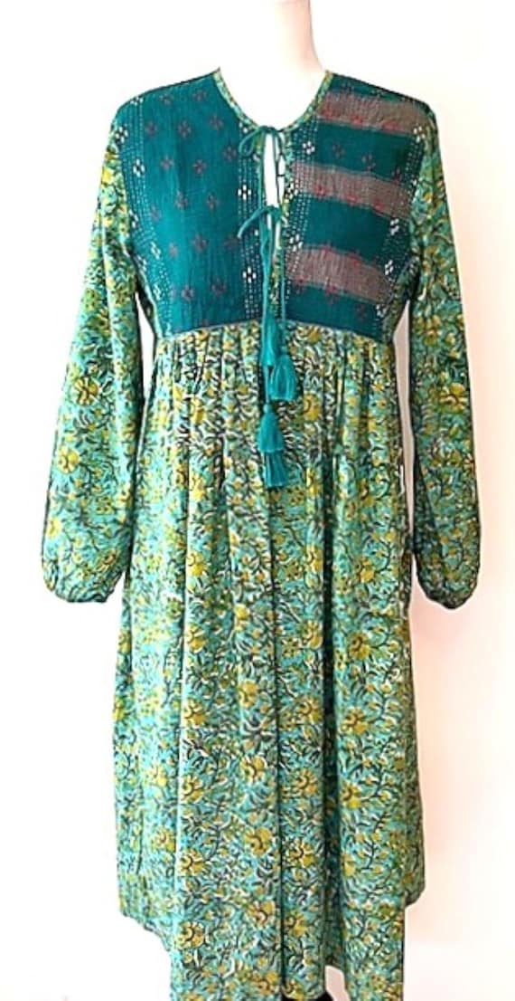 womens embroidered dress Oscar de La Renta Porcelain Flower Embroidered Sheath Dress