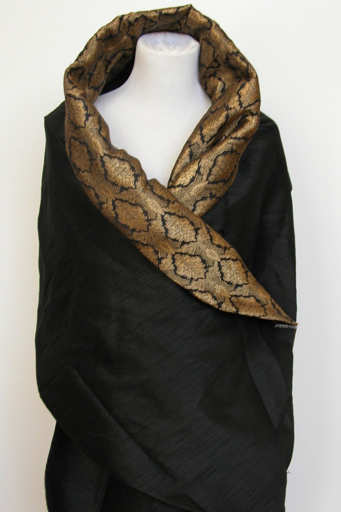 reversible shawls