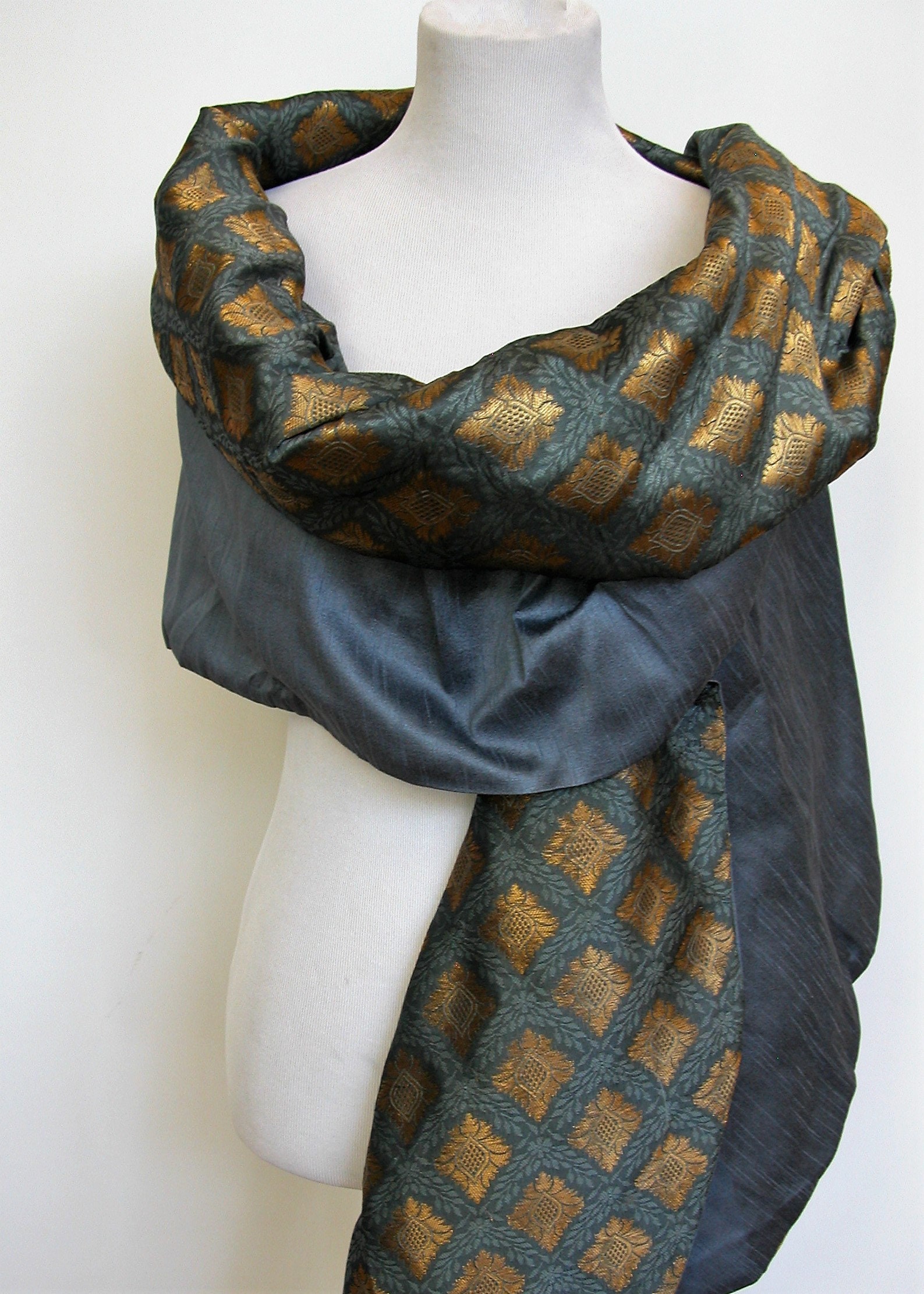 reversible shawls
