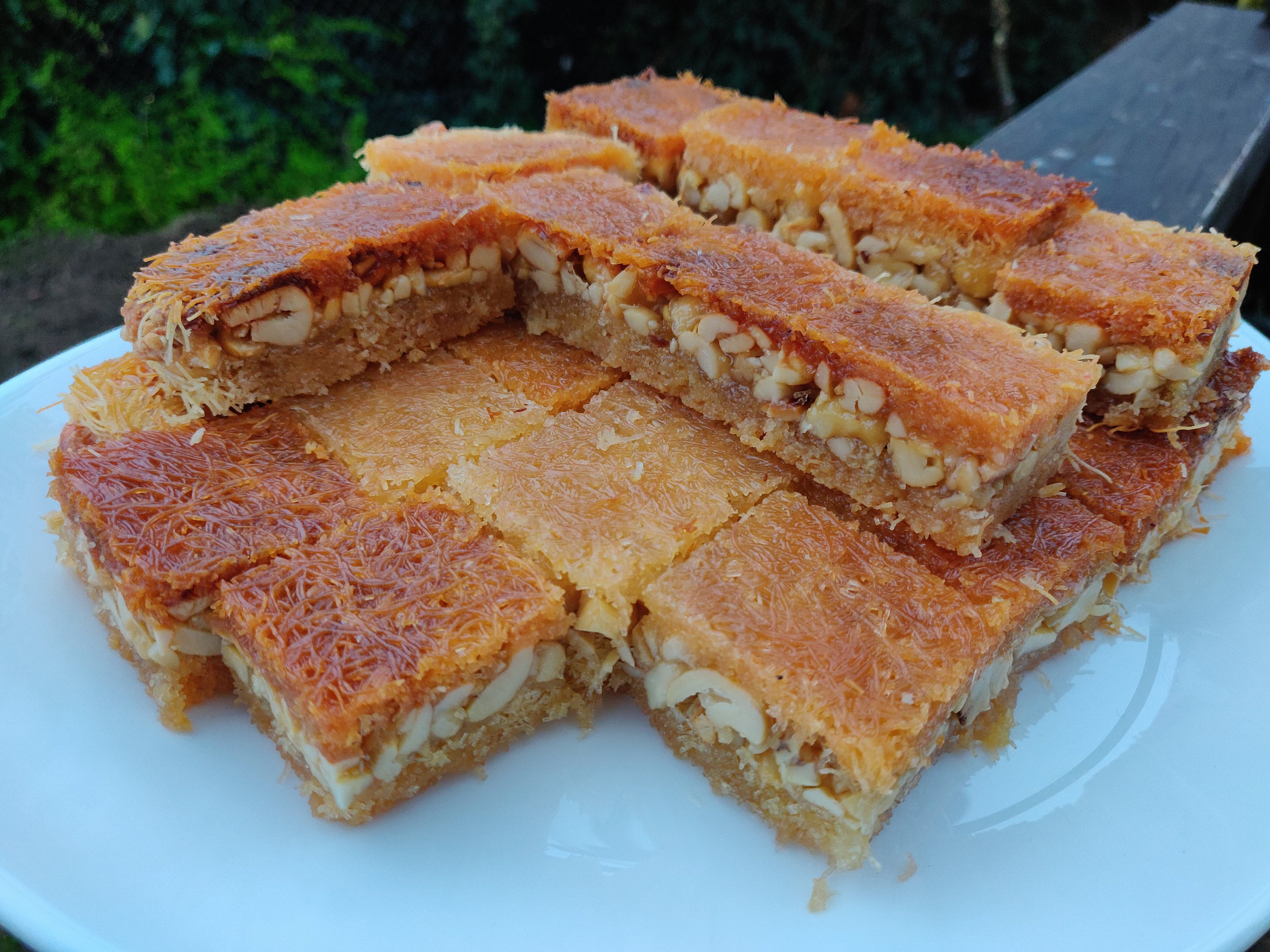 Kunafabaloria بلورية كنافة Sweets, Desserts, Syrian Specialty, Suger